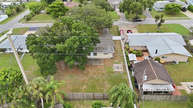 2173 FIESTA DRIVE, Sarasota, FL 34231