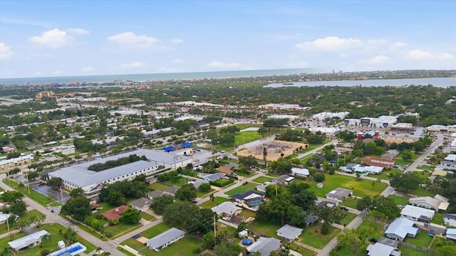 2173 FIESTA DRIVE, Sarasota, FL 34231