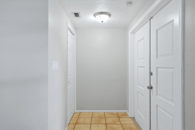 2173 FIESTA DRIVE, Sarasota, FL 34231
