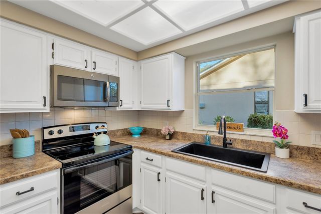 1803 S GOLFVIEW DRIVE, Plant City, FL 33566