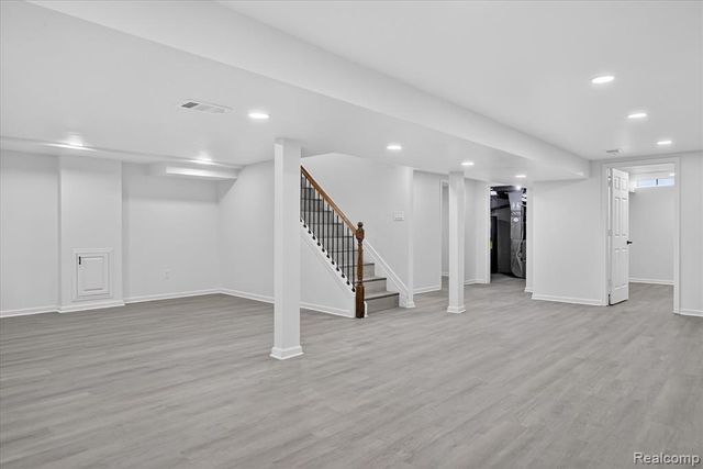 31040 Champine Street, Saint Clair Shores, MI 48082