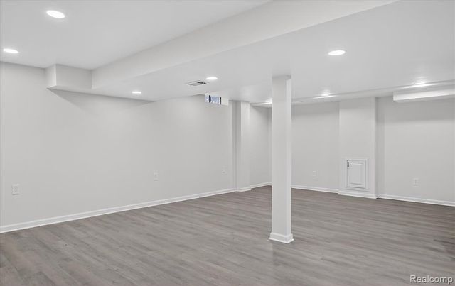 31040 Champine Street, Saint Clair Shores, MI 48082