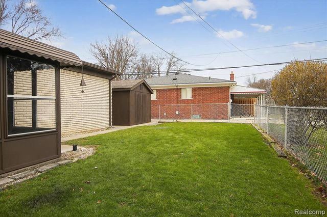 31040 Champine Street, Saint Clair Shores, MI 48082