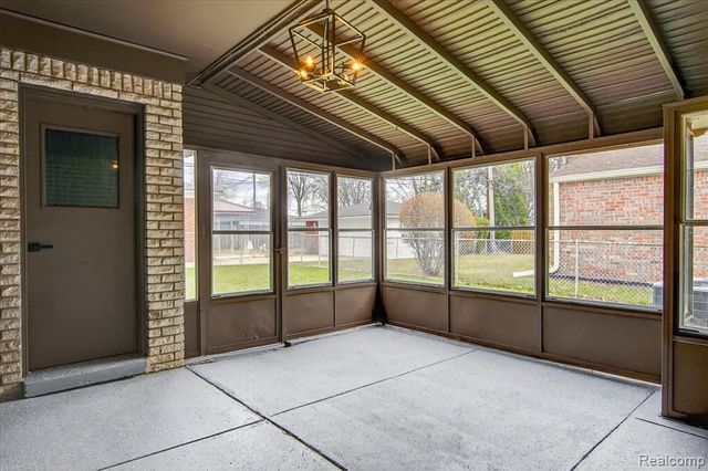 31040 Champine Street, Saint Clair Shores, MI 48082