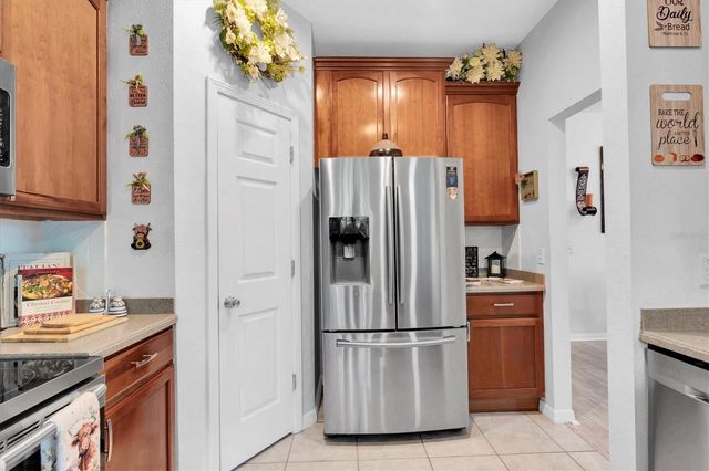 8549 SHALLOW CREEK COURT, New Port Richey, FL 34653