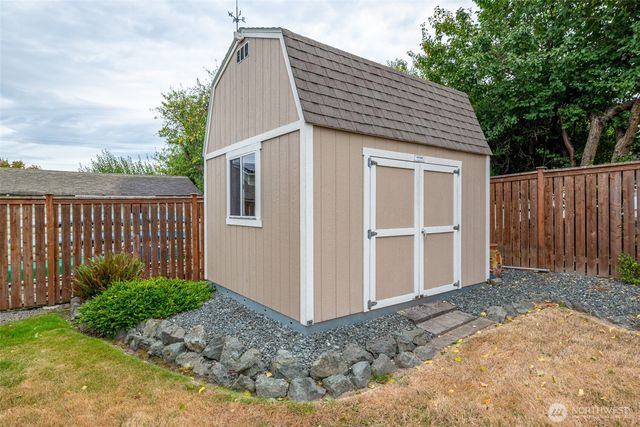 809 NE Perkins Street, Coupeville, WA 98239
