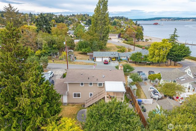809 NE Perkins Street, Coupeville, WA 98239