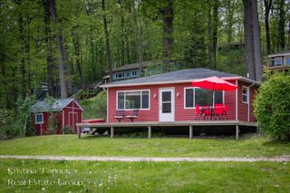 13737 Lower Bayside Drive, Grattan Twp, MI 48809