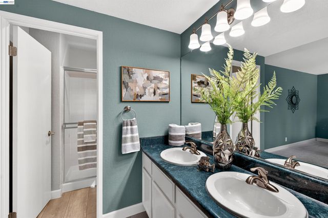 2650 Laramie Gate Cir, Pleasanton, CA 94566