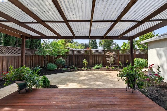 2650 Laramie Gate Cir, Pleasanton, CA 94566