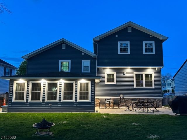 27 Schuyler Dr, Clark Twp., NJ 07066