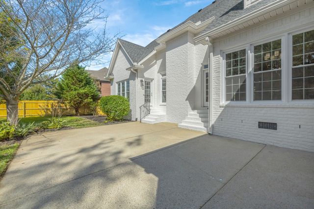 1445 Bradberry Dr, Murfreesboro, TN 37130