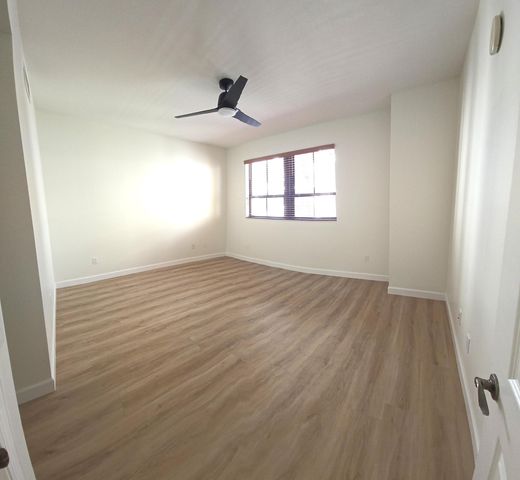 8395 SW 73RD Avenue 423, Miami, FL 33143