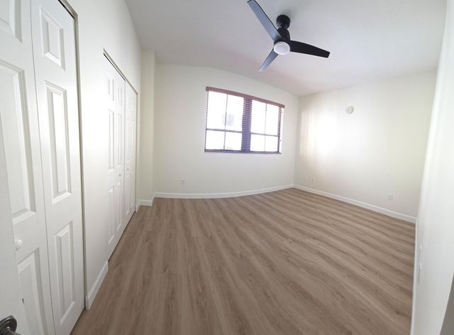 8395 SW 73RD Avenue 423, Miami, FL 33143