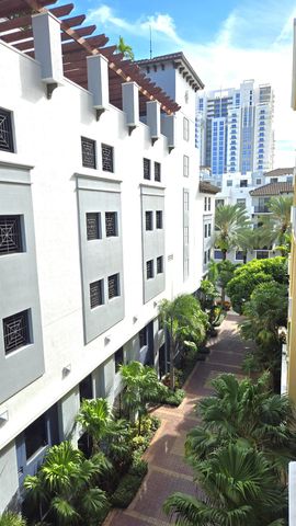 8395 SW 73RD Avenue 423, Miami, FL 33143