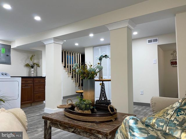 3712 W COLD SPRING LN, Baltimore, MD 21215