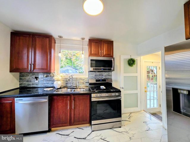 3712 W COLD SPRING LN, Baltimore, MD 21215