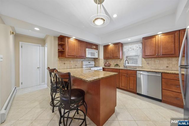 562 Valley Road, Clifton, NJ 07013