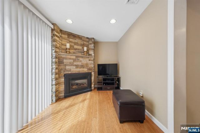 562 Valley Road, Clifton, NJ 07013