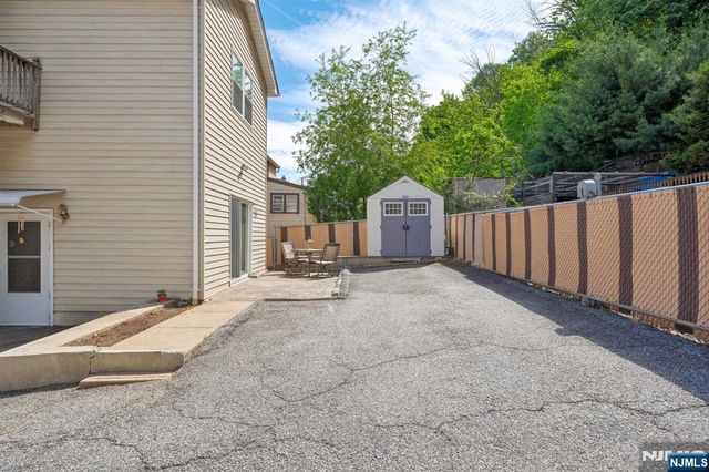 562 Valley Road, Clifton, NJ 07013