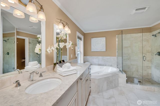 4511 238th Place SE, Sammamish, WA 98029