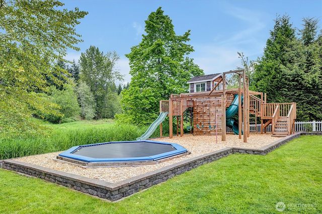 4511 238th Place SE, Sammamish, WA 98029