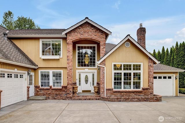4511 238th Place SE, Sammamish, WA 98029