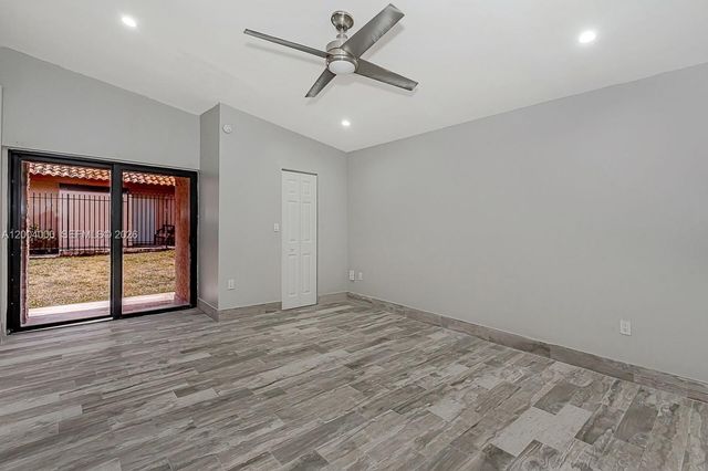 740 NW 105th Pl A6, Miami, FL 33172