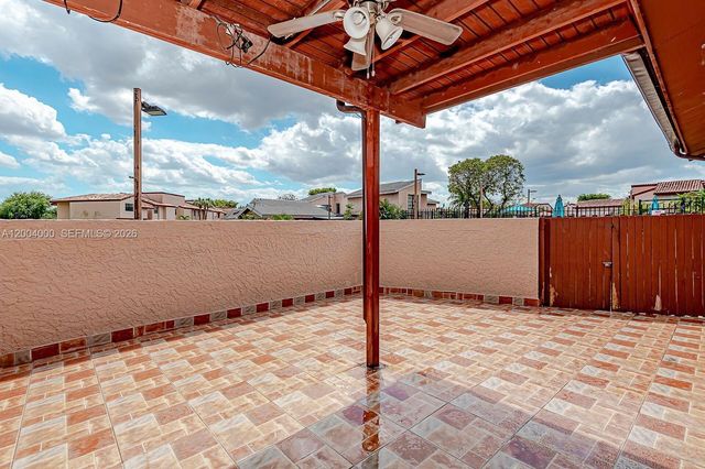 740 NW 105th Pl A6, Miami, FL 33172