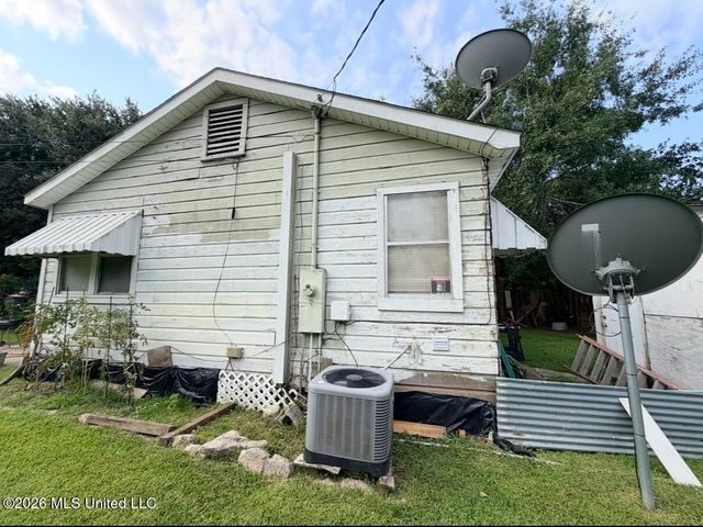 1615 41st Avenue, Gulfport, MS 39501