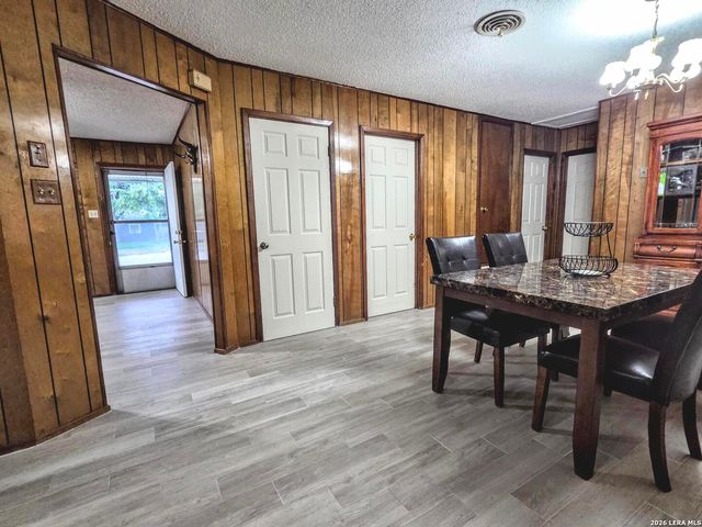 15000 LYTLE SOMERSET RD, Lytle, TX 78052