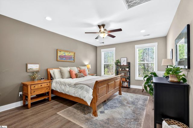 402 Vestry Place, Moore, SC 29369