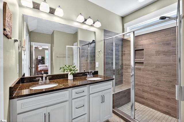 402 Vestry Place, Moore, SC 29369