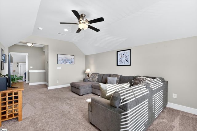 402 Vestry Place, Moore, SC 29369