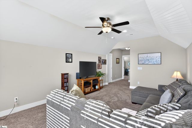 402 Vestry Place, Moore, SC 29369