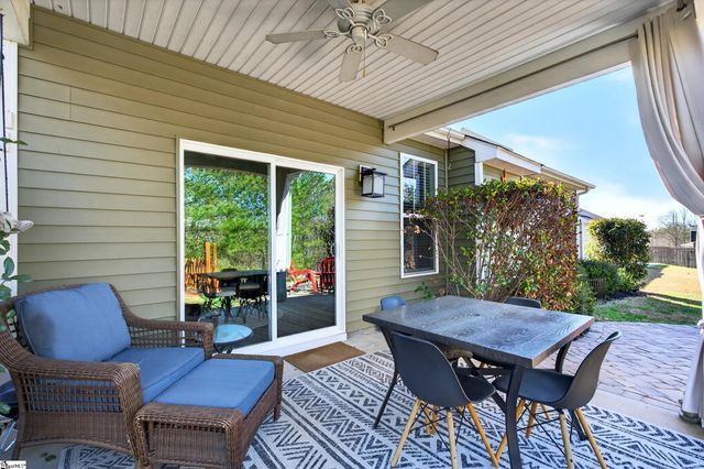 402 Vestry Place, Moore, SC 29369