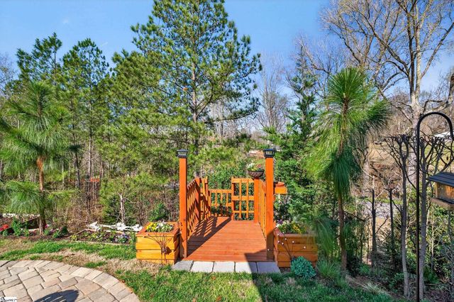 402 Vestry Place, Moore, SC 29369