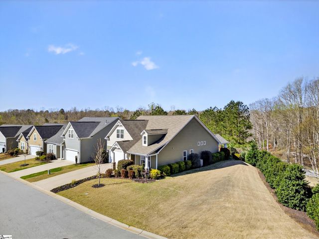 402 Vestry Place, Moore, SC 29369