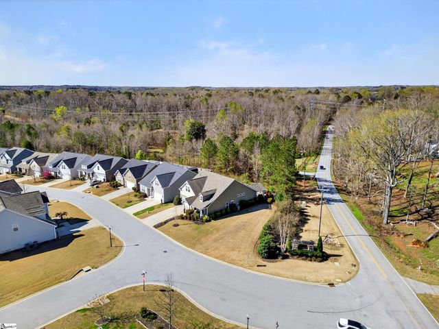 402 Vestry Place, Moore, SC 29369