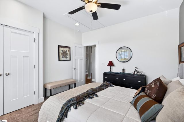 402 Vestry Place, Moore, SC 29369