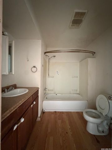 19391 FM 471 S, Natalia, TX 78059
