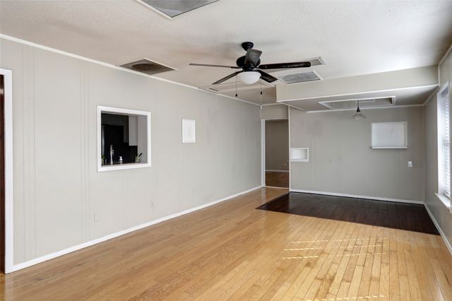2105 Wheaton Drive, Richardson, TX 75081