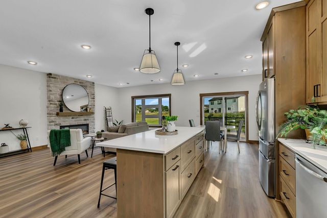 1325 Iris Lane, Saint Joseph, MN 56374