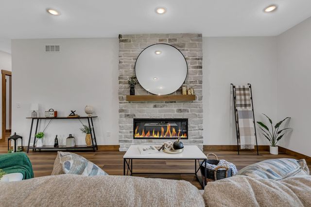 1325 Iris Lane, Saint Joseph, MN 56374