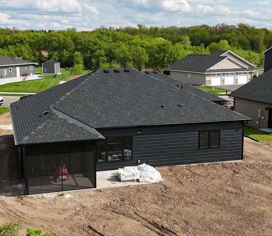 1325 Iris Lane, Saint Joseph, MN 56374