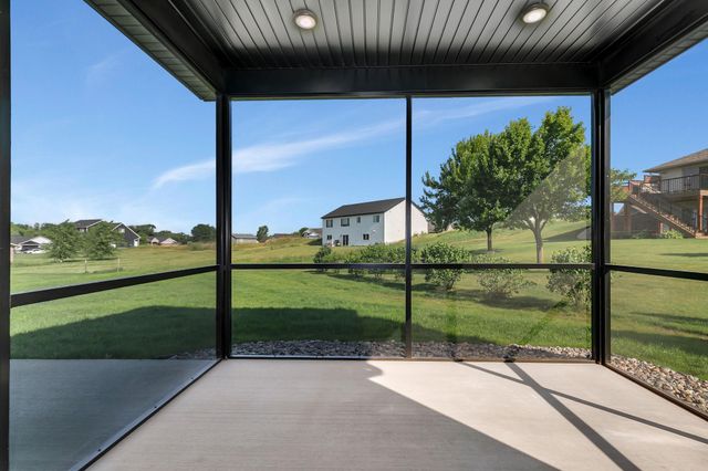 1325 Iris Lane, Saint Joseph, MN 56374