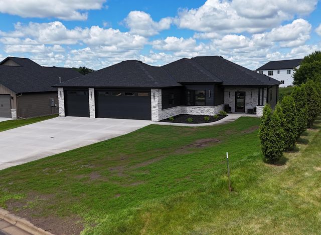 1325 Iris Lane, Saint Joseph, MN 56374