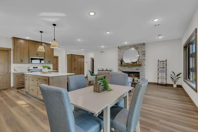 1325 Iris Lane, Saint Joseph, MN 56374