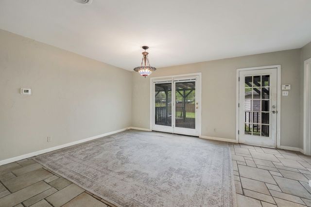 2216 Springhill Drive, Dallas, TX 75228