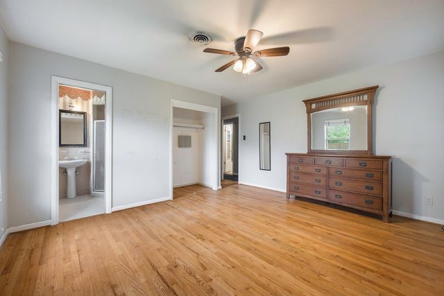 2216 Springhill Drive, Dallas, TX 75228